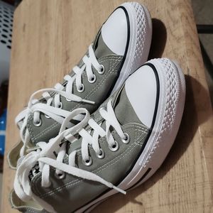 NWOT Green Converse